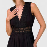 Alena | Elegáns Midi Ruha